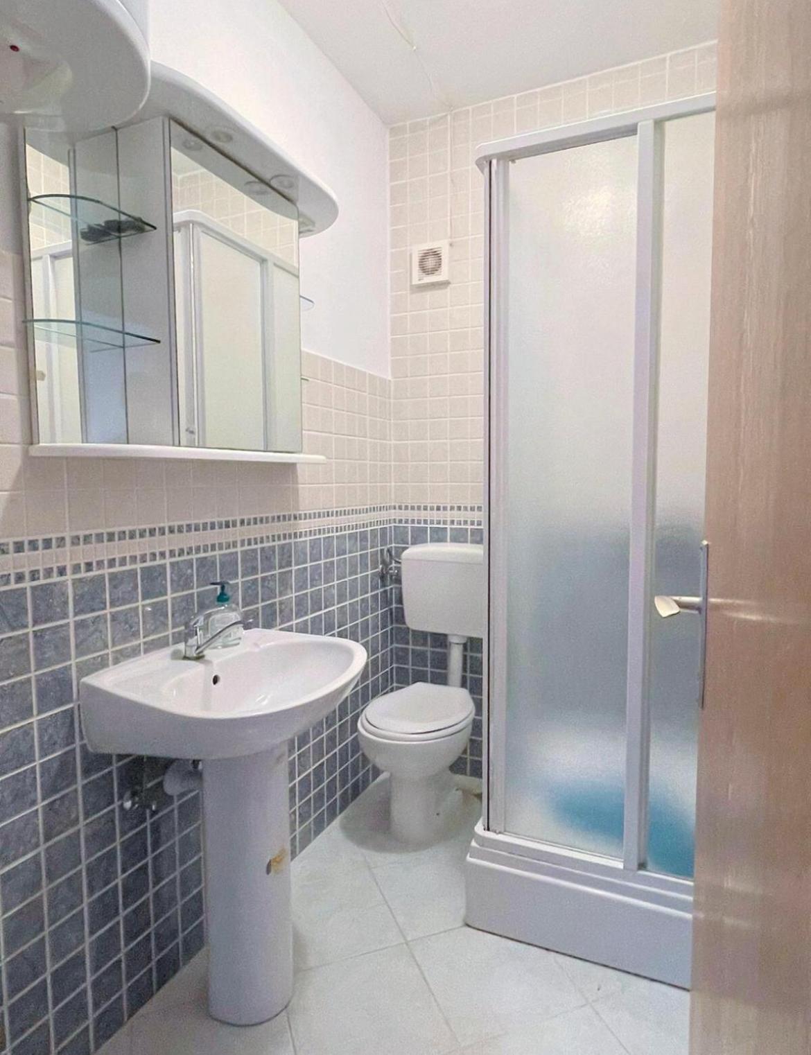 Blue Sky Apartments Slatine Zewnętrze zdjęcie
